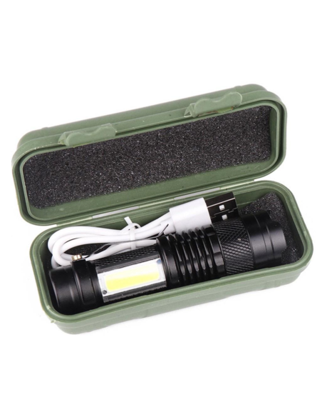 Mini Lanterna Tática